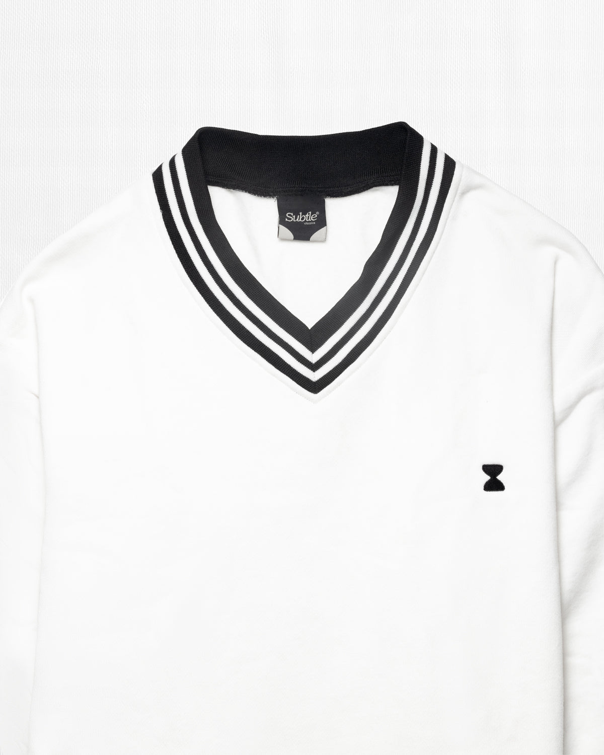 OFF WHITE V NECK SWEATER